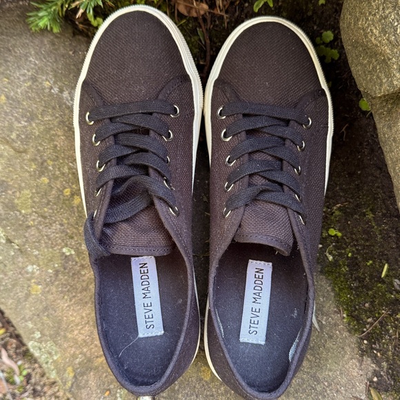 STEVE MADDEN BLACK ELORE PLATFORM CANVAS SNEAKERS - 7 🖤👟 - Picture 6 of 12